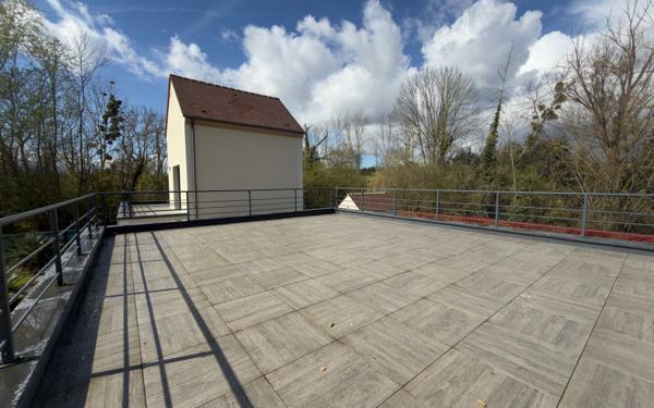 Maison à vendre    7 pièces • 240,37 m2 Auvers-sur-Oise