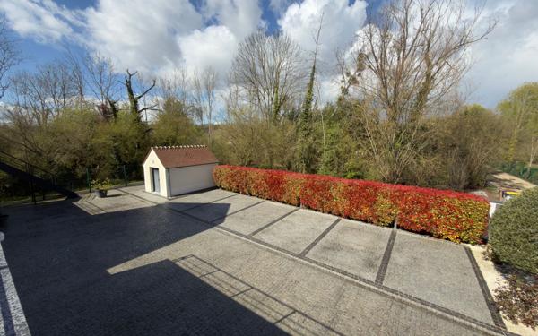 Maison à vendre    7 pièces • 240,37 m2 Auvers-sur-Oise