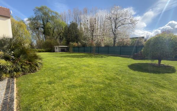 Maison à vendre    7 pièces • 240,37 m2 Auvers-sur-Oise