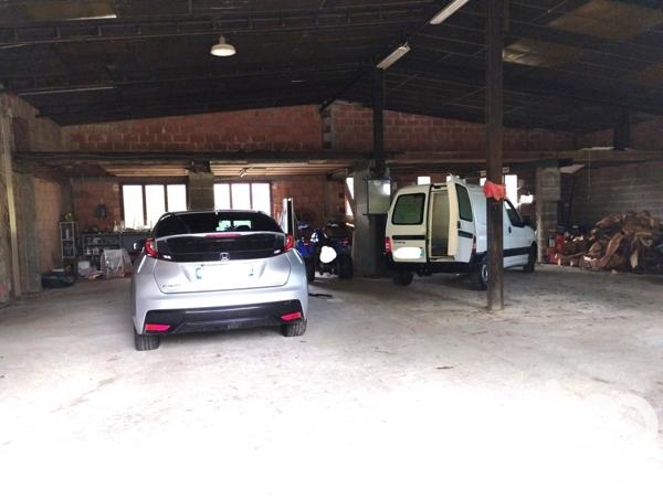 Maison à vendre 9 pièces 195 m² Saint-Yrieix-la-Perche