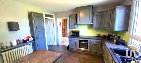 Maison à vendre 9 pièces 195 m² Saint-Yrieix-la-Perche