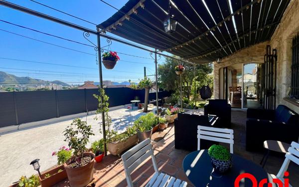 Appartement à vendre    3 pièces • 89 m2 Marseille 11