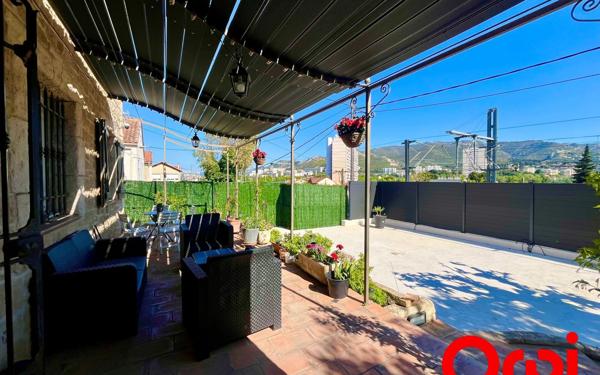 Appartement à vendre    3 pièces • 89 m2 Marseille 11