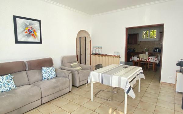 Maison à vendre    3 pièces • 80 m2 Floirac