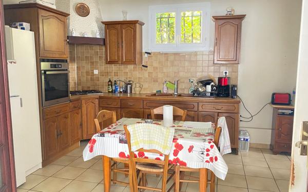 Maison à vendre    3 pièces • 80 m2 Floirac