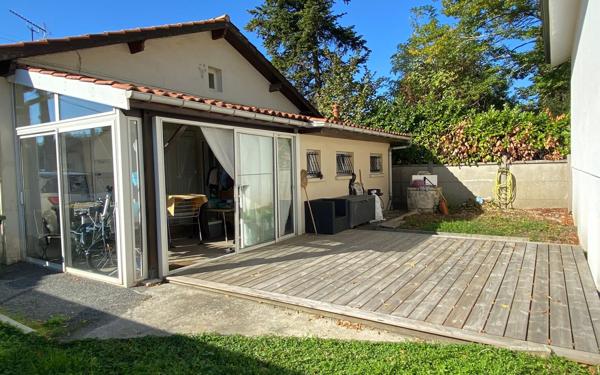 Maison à vendre    3 pièces • 80 m2 Floirac