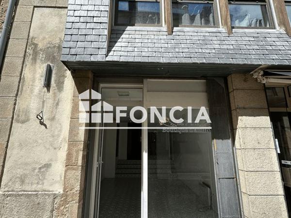 Location Local commercial 2 pièces 38.7 m² - 8 RUE DU GUEODET Quimper 29000