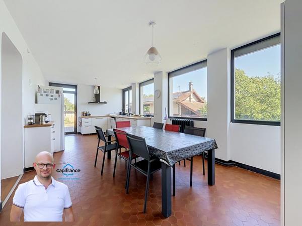 Maison à vendre 7 pièces à LE PONT DE BEAUVOISIN  (38) - 214m2 habitable sur plus de 1800m2 de terrain