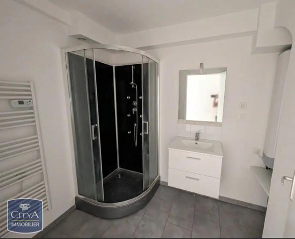 Appartement à louer 2 pièces 46.52m² Pamiers (09100)
