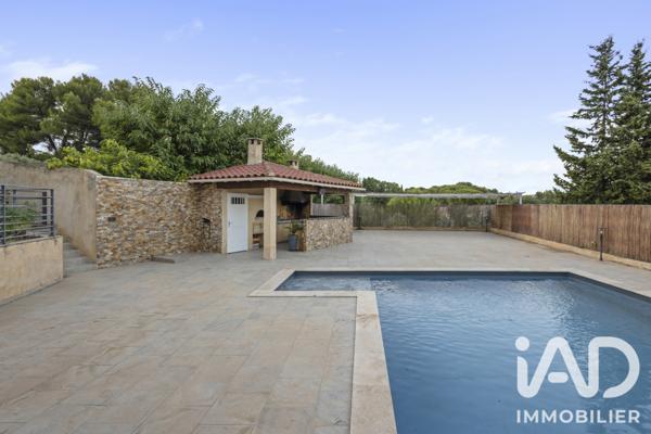Maison à vendre 5 pièces 205,5 m² Aubagne