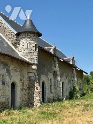 PROPRIETE A VENDRE BAUGE EN ANJOU
EXCLUSIVITE
Manoir d'origine XVIème siècle avec dépendances...