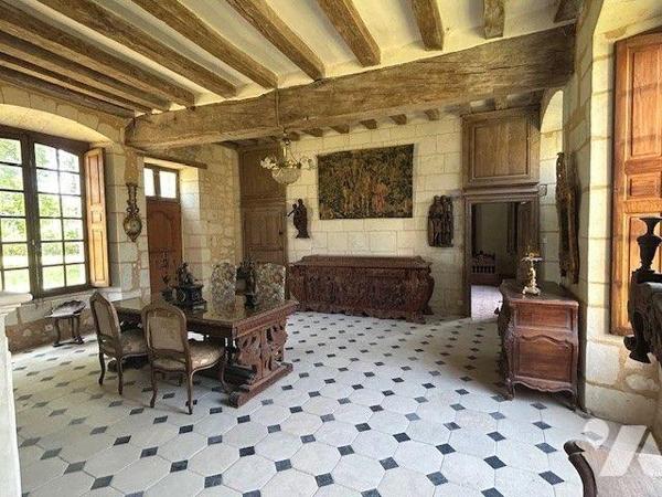 PROPRIETE A VENDRE BAUGE EN ANJOU
EXCLUSIVITE
Manoir d'origine XVIème siècle avec dépendances...