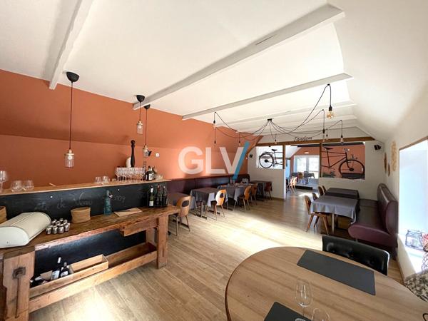 Local commercial 243 m2 , Willems