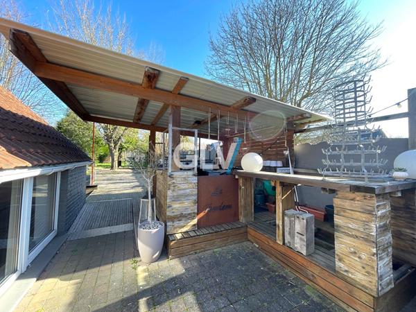 Local commercial 243 m2 , Willems