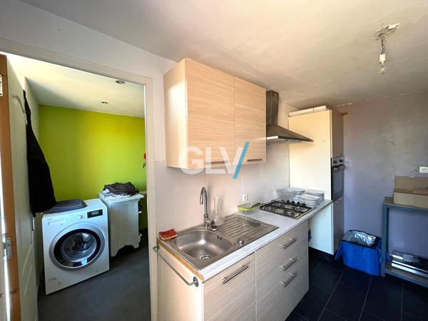 Local commercial 243 m2 , Willems