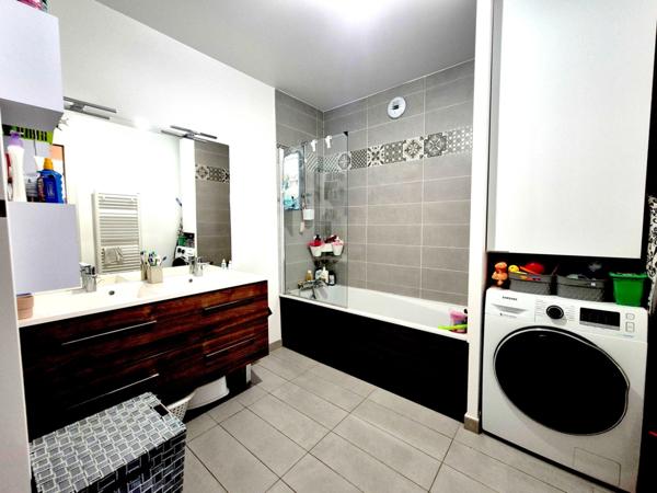 A vendre appartement familial de 4 pièces avec terrasse et jardin privatif – Quartier Berges de Seine / Beaujon CLICHY (92)