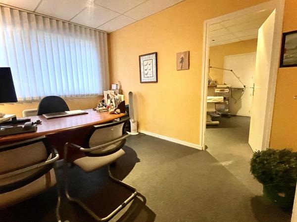 Vente murs / Local activité à Annecy (74000)