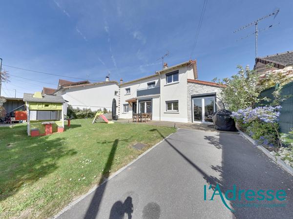 Maison Vaires Sur Marne 6 pièce(s) 140 m2