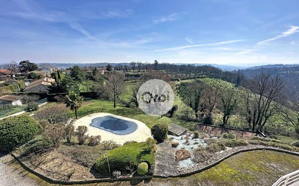 Maison à vendre    7 pièces • 210 m2 Brignais