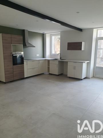 Maison à vendre 16 pièces 300 m² Mirambeau