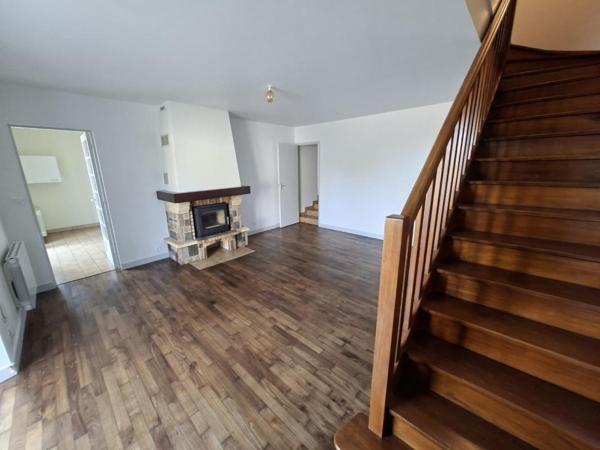 Maison T4 à louer Melesse - 99 m² (réf : 519604)