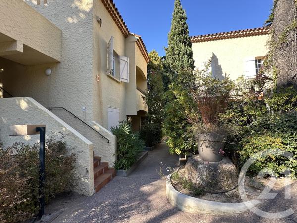 Appartement F2 à vendre  2 pièces - 38 m2 ST CYR SUR MER - 83