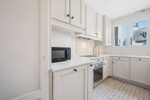 Superbe 3 pièces meublé de 80 m²  Quartier Foch