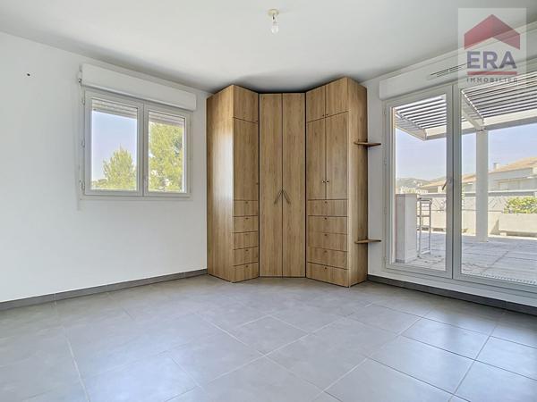 MARSEILLE 13EME - APPARTEMENT T4 83m² - TOIT TERRASSE 83m² + 2 BOXS - QUARTIER LA CROIX ROUGE