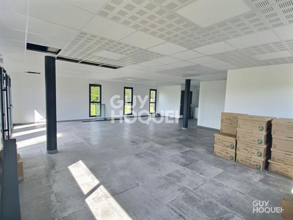 Construction récente à usage de bureaux