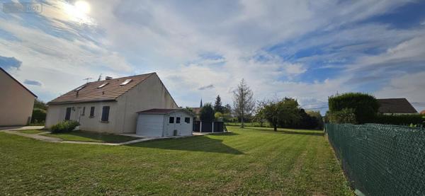 Maison à vendre à Puiseaux dans le Loiret (45390), ref : 1018