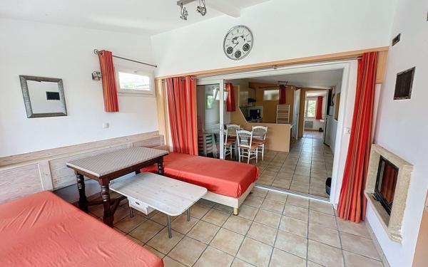 Maison à vendre    8 pièces • 223 m2 Rochefort-du-Gard