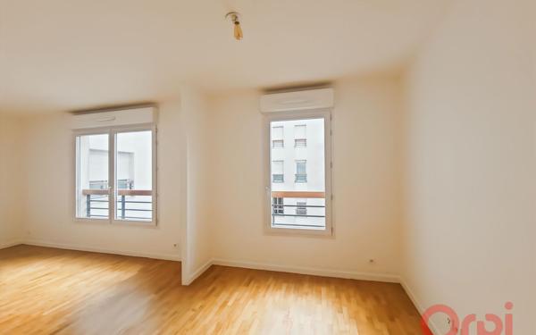 Appartement à vendre    2 pièces •  Saint-Denis