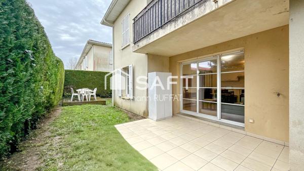 Appartement T2 (calme, jardinet, parking et tram)