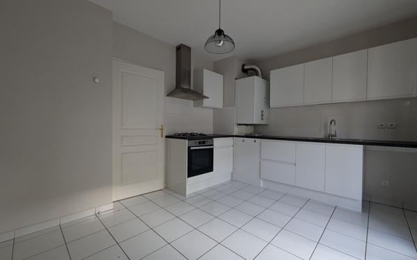 Appartement à louer    5 pièces • 159,34 m2 Lyon 1