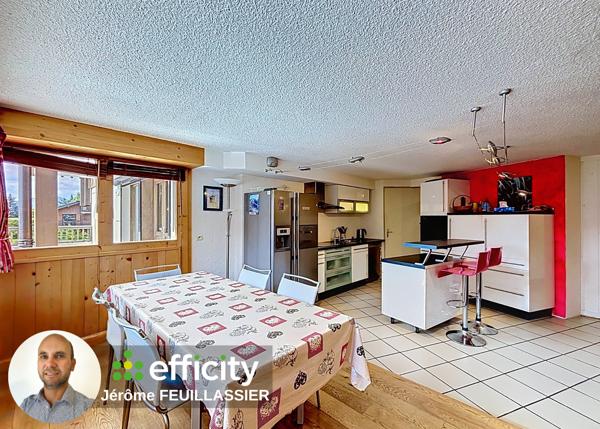 Appartement
         4 pièces
        - 88 m² Exclusivité 390 000 € *