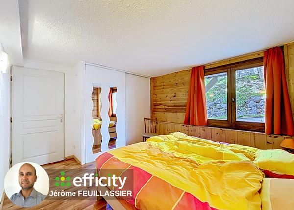 Appartement
         4 pièces
        - 88 m² Exclusivité 390 000 € *