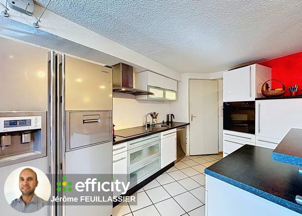 Appartement
         4 pièces
        - 88 m² Exclusivité 390 000 € *
