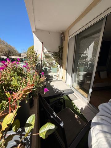 Marseille (13008) TYPE 3 ETIENNE MILAN - SAINT GINIEZ - 13008