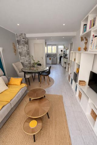 Marseille (13008) TYPE 3 ETIENNE MILAN - SAINT GINIEZ - 13008