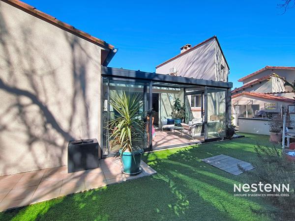 Maison moderne 4 faces à vendre à Sorède - 4 chambres, piscine et 2 garages