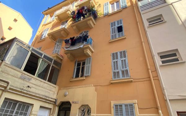 Appartement à vendre    1 pièce • 23,73 m2 Nice
