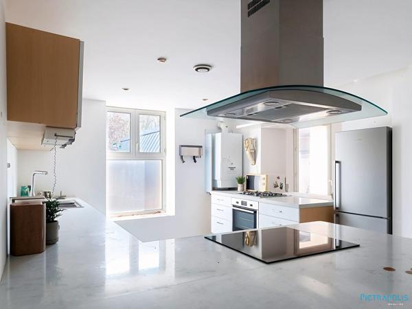 Duplex T4 de 132M² traversant avec terrasse
