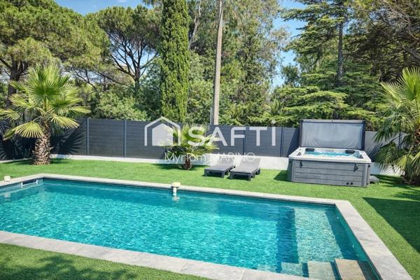 À VENDRE MAISON CONTEMPORAINE 5 PIÈCES AVEC PISCINE ET GARAGE  - 83370 SAINT AYGULF