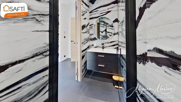 À VENDRE MAISON CONTEMPORAINE 5 PIÈCES AVEC PISCINE ET GARAGE  - 83370 SAINT AYGULF