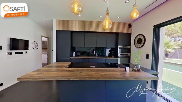 À VENDRE MAISON CONTEMPORAINE 5 PIÈCES AVEC PISCINE ET GARAGE  - 83370 SAINT AYGULF