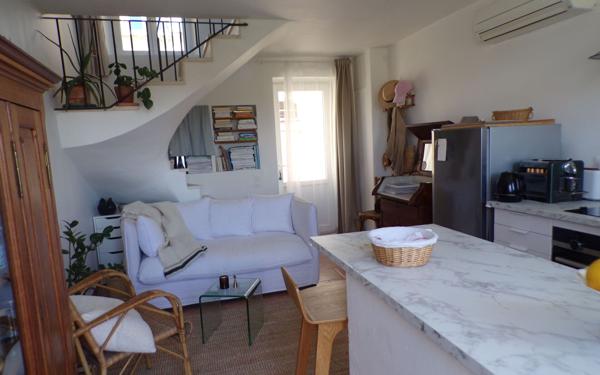 Maison à vendre    2 pièces • 31,80 m2 La Bastidonne