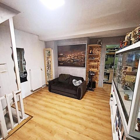 Maison à  Vendre de 131m²  4 pièces à   Saint- Jean de - Moirans ( 38430 )