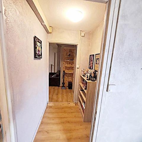 Maison à  Vendre de 131m²  4 pièces à   Saint- Jean de - Moirans ( 38430 )