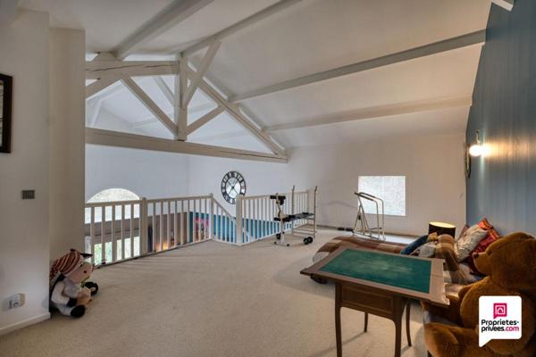 Magnifique maison familiale de caractère 158 m2  + sous sol - Terrain  2445 m2