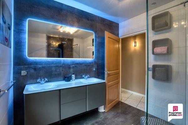 Magnifique maison familiale de caractère 158 m2  + sous sol - Terrain  2445 m2